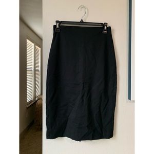 Banana Republic size 2 black work pencil skirt!